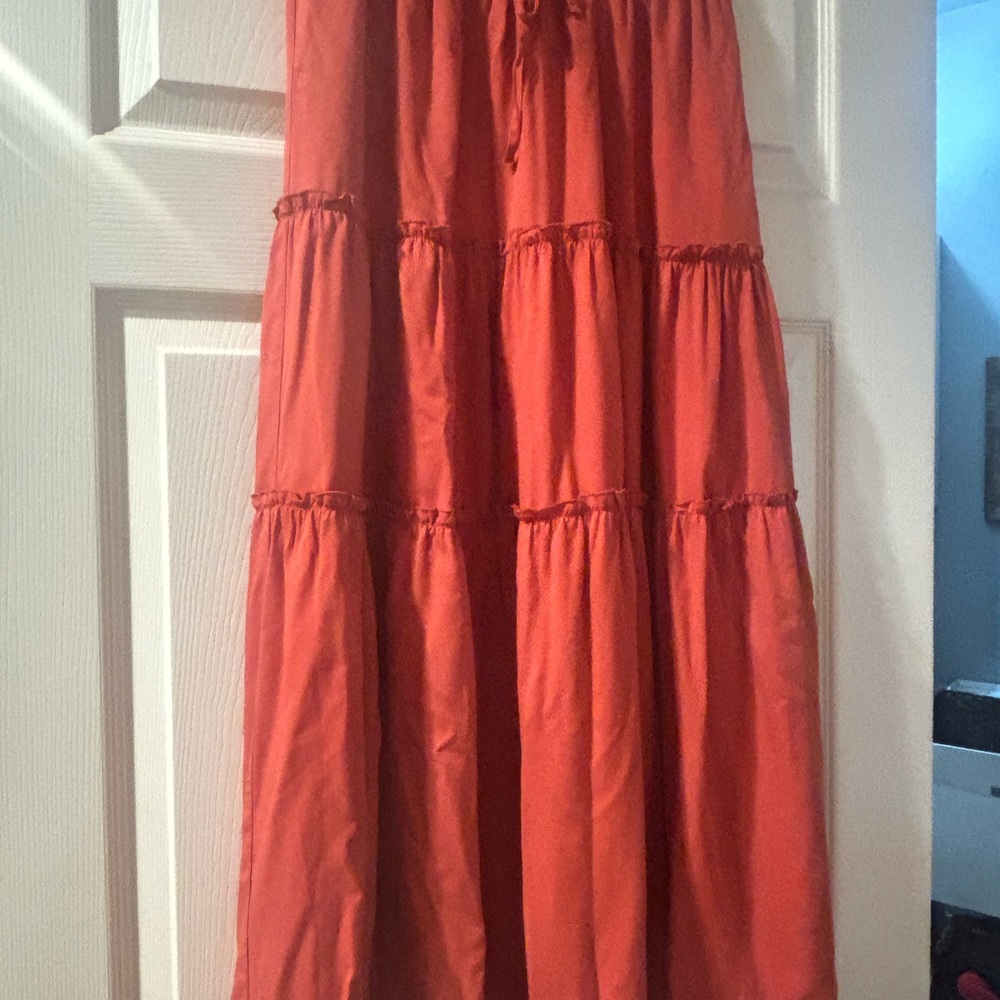 Women's burnt orange tiered skirt